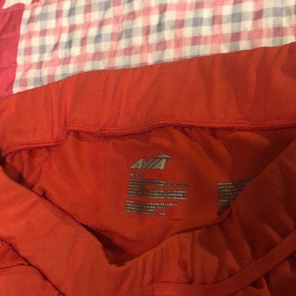 Avia neon red shorts - Picture 3 of 3